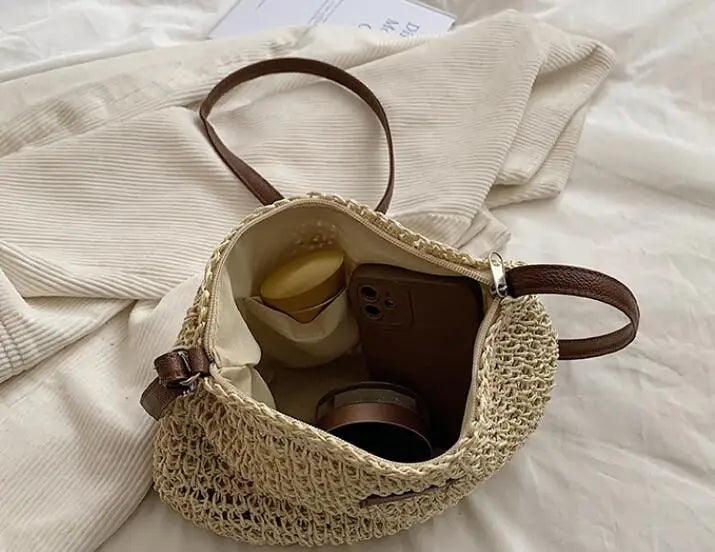 Beach Chic: Women’s Braided Basket Clutch – Perfect for Summer Parties! Carauana Store