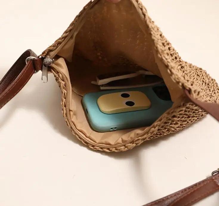 Beach Chic: Women’s Braided Basket Clutch – Perfect for Summer Parties! Carauana Store