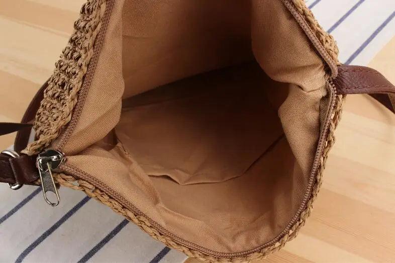 Beach Chic: Women’s Braided Basket Clutch – Perfect for Summer Parties! Carauana Store
