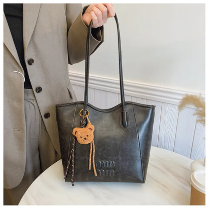 Large Capacity Retro Casual Shoulder Bag