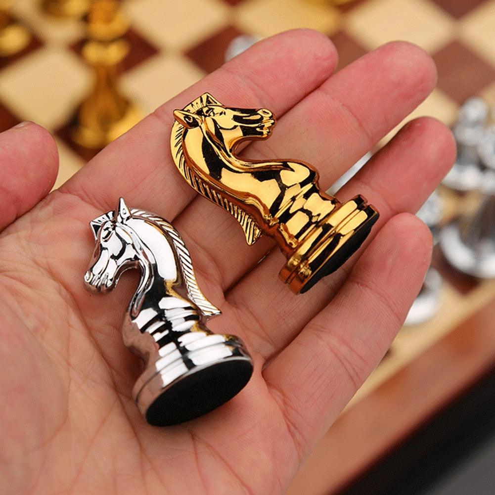 Metal International Chess Game with Exquisite Storage Box Medieval Luxury Chess