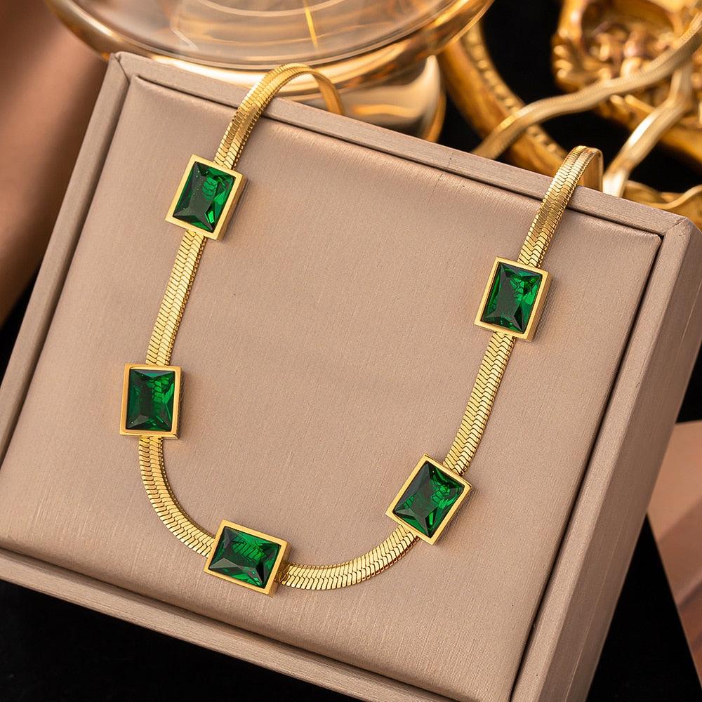 Vintage Rust Steel Zircon Necklace Flat Snake Bone Chain Blade Chain Square Emerald Pendant Necklace Women