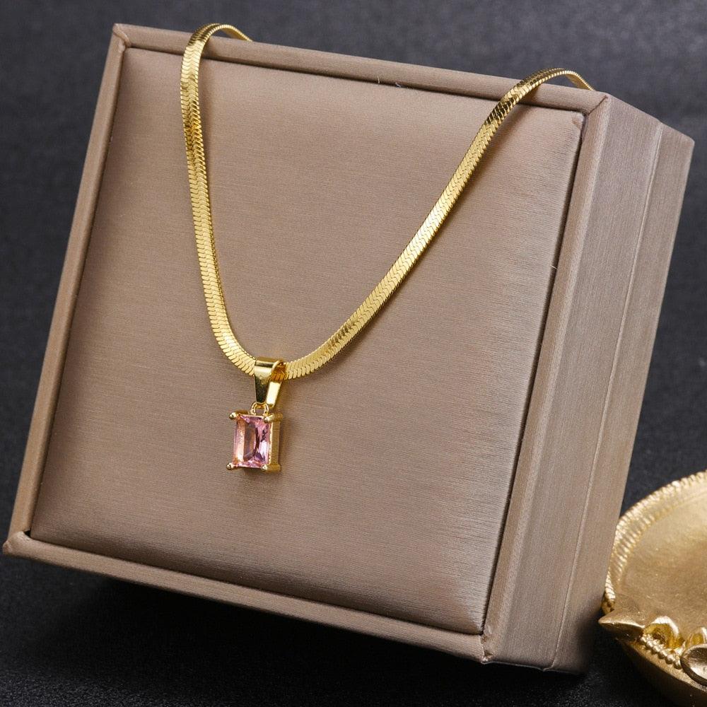 Vintage Rust Steel Zircon Necklace Flat Snake Bone Chain Blade Chain Square Emerald Pendant Necklace Women