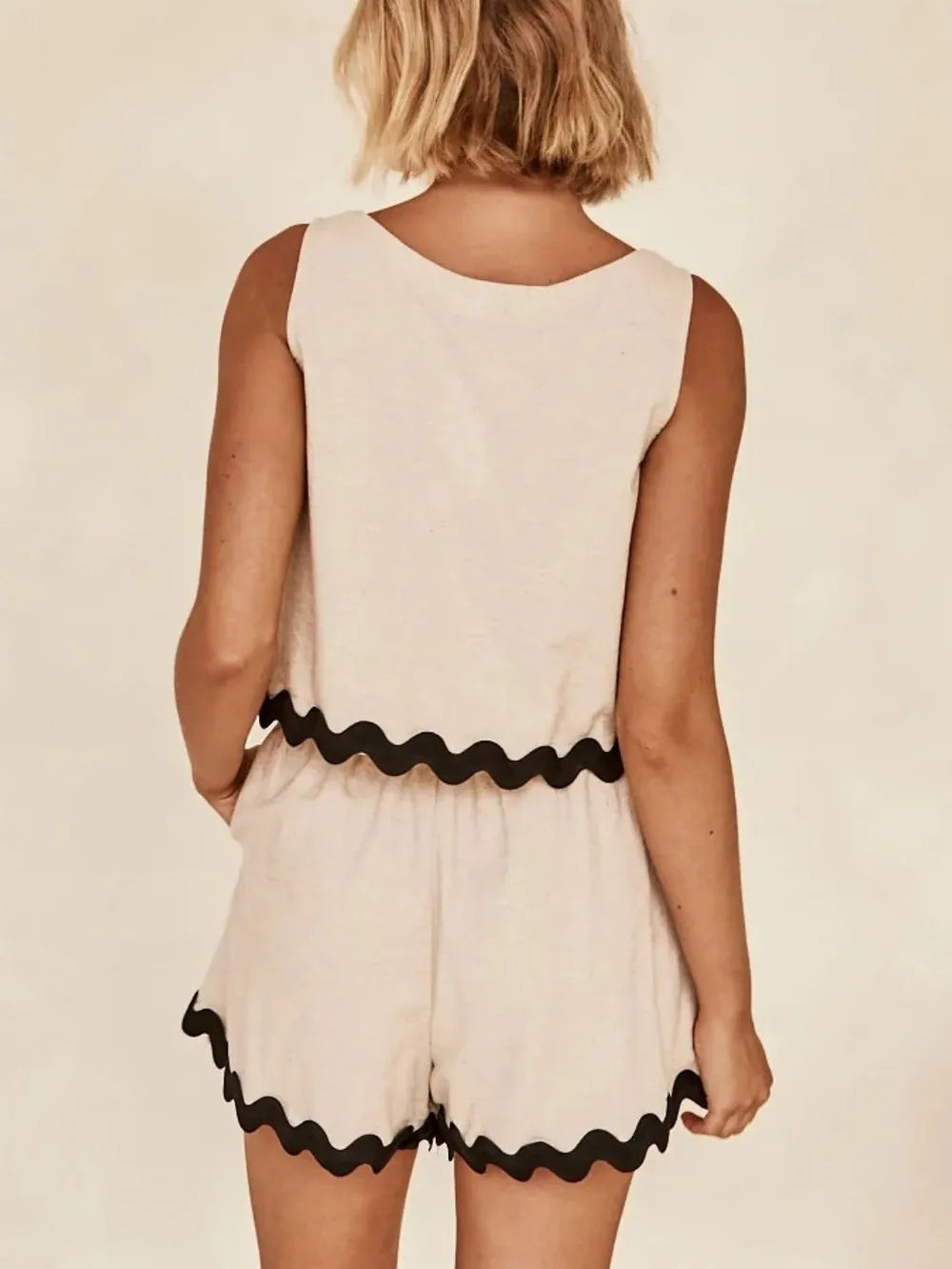 Contrast Trim Round Neck Tank and Shots Set Carauana Store