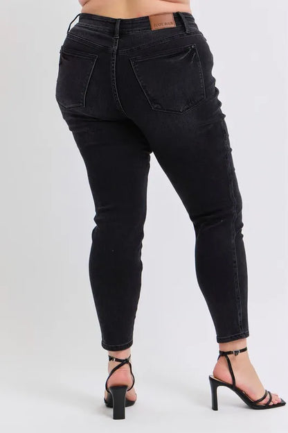 Judy Blue Full Size Mid Rise Tummy Control Skinny Jeans Plus Size