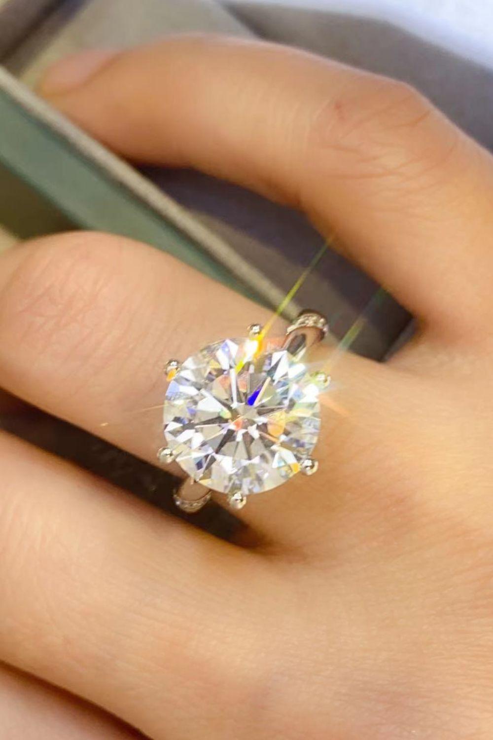 5 Carat Moissanite 6-Prong Ring Carauana Store